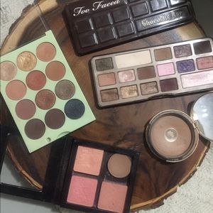 Makeup lot. Too faced. Benefit. Pixi. Anastasia.
